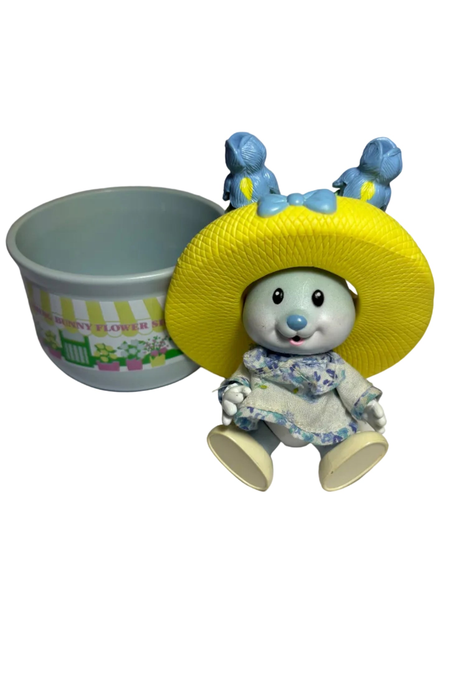 1995 Tea Bunnies -Iris Bouquet