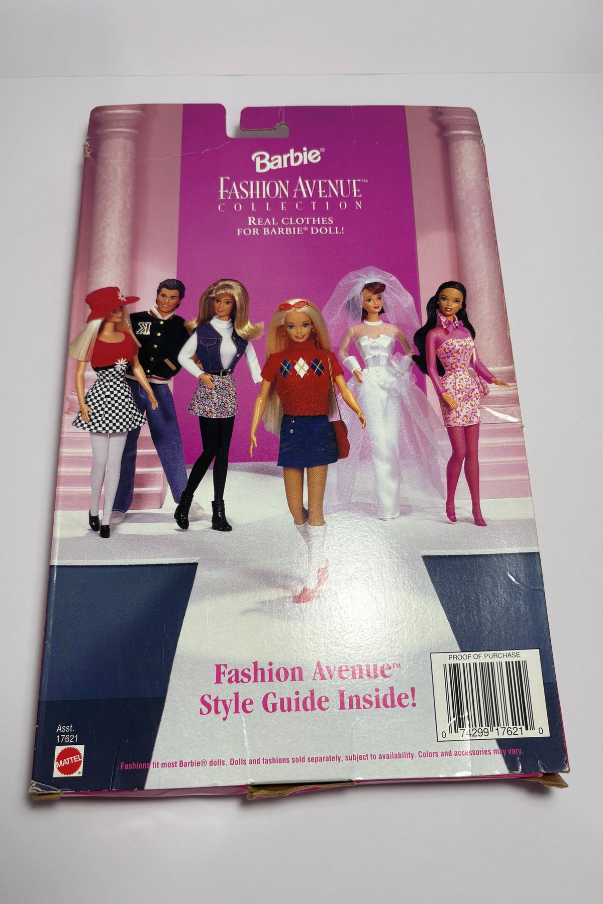 Barbie 1997 Fashion Avenue Bridal Dress